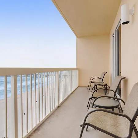 Calypso Resort